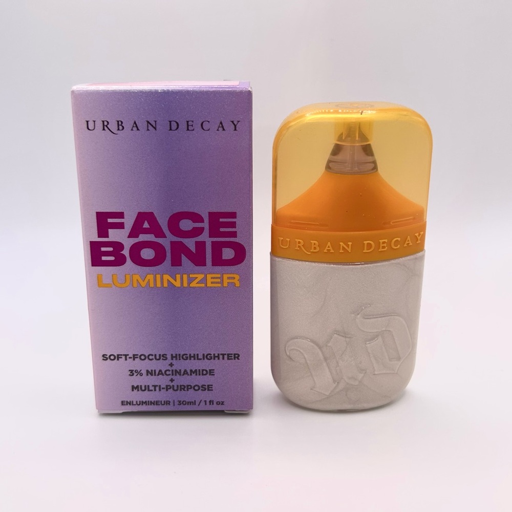 Urban Decay Face Bond Luminizer Highlighter